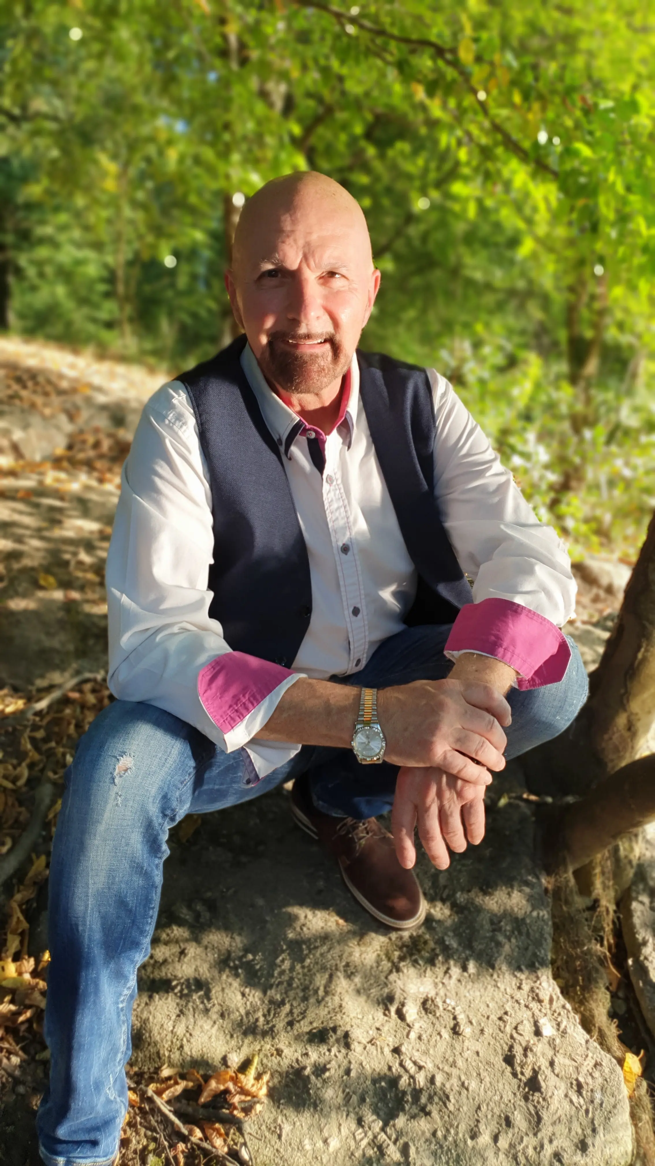 Peter Sydler – Gründer und Leader von Pioneer Legacy, authentisches Portrait im Grünen